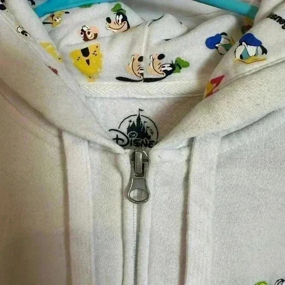 DISNEY PARKS 2020 Logo White Jacket with Hood (Size M) - Picture 3 of 9